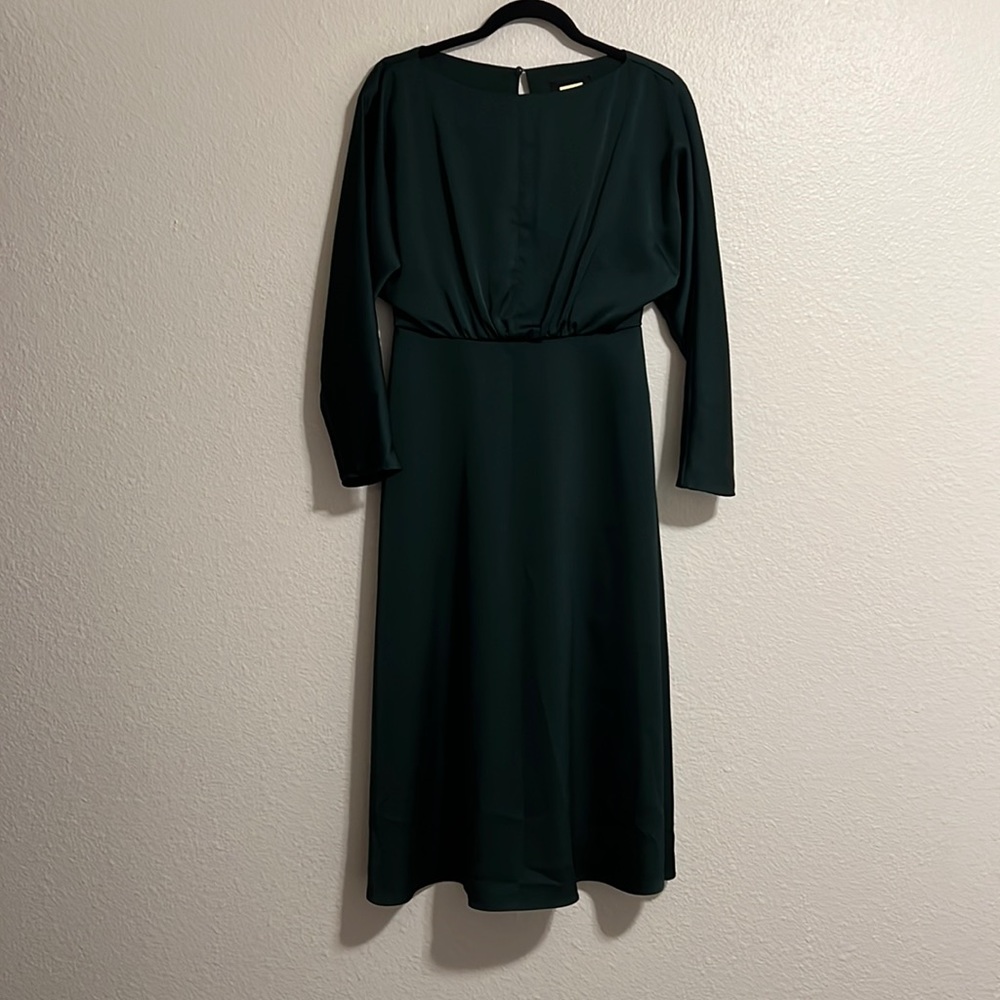 Midi satin dark green dress